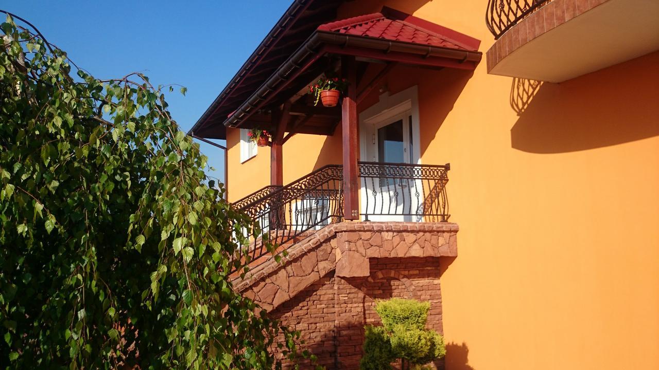 Zajazd Gielarek Grebow Exterior foto