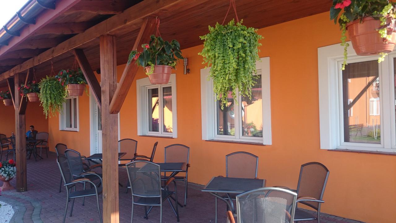 Zajazd Gielarek Grebow Exterior foto